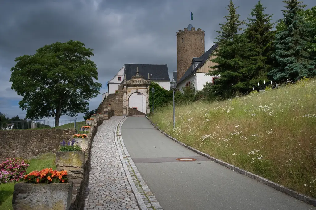 Aufgang zur Burg